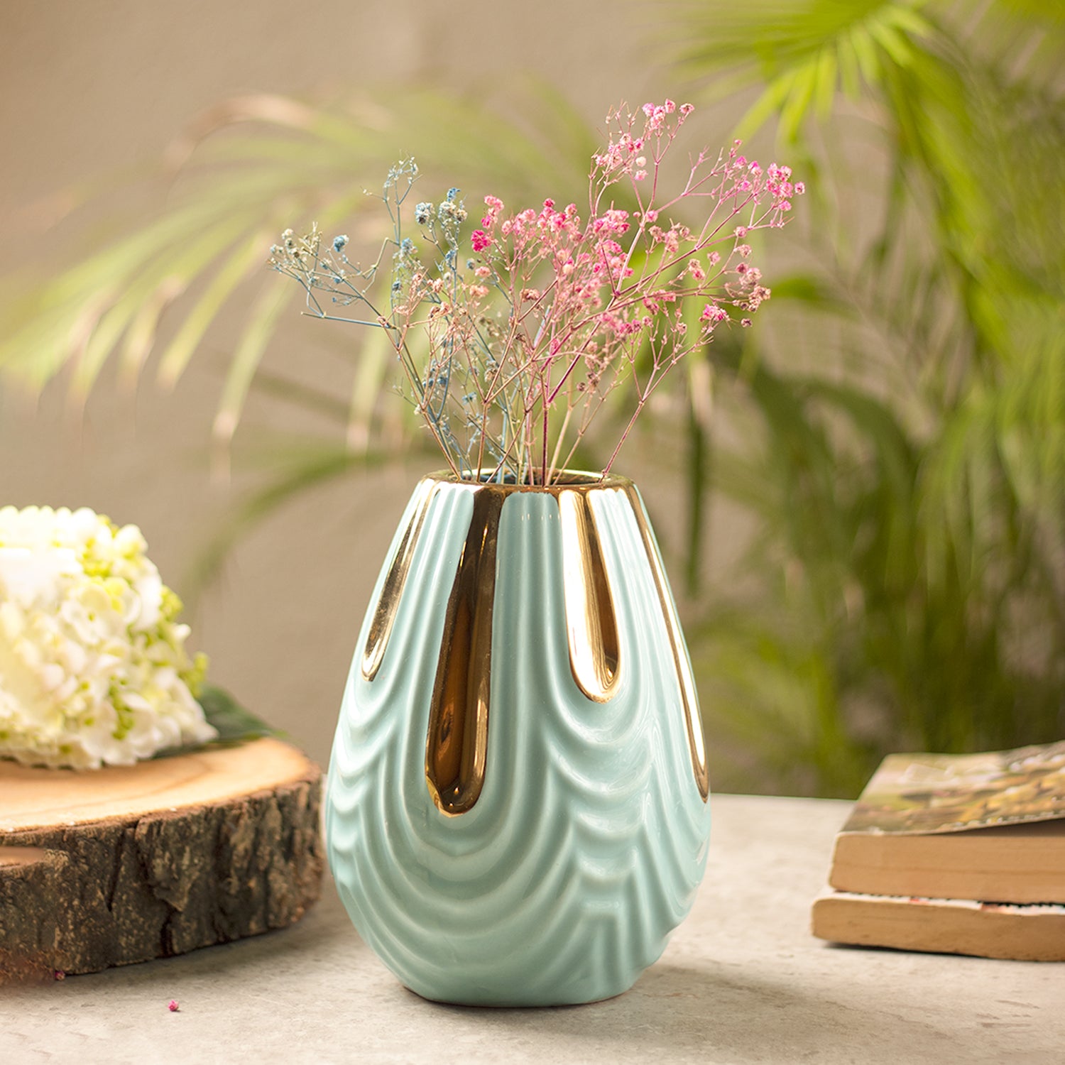 Emrald Ceramic Vase - Ribbed Design, Flower Holder