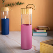 Borosilicate Glass Bottle with Pink Silicone Sleeve - 550Ml