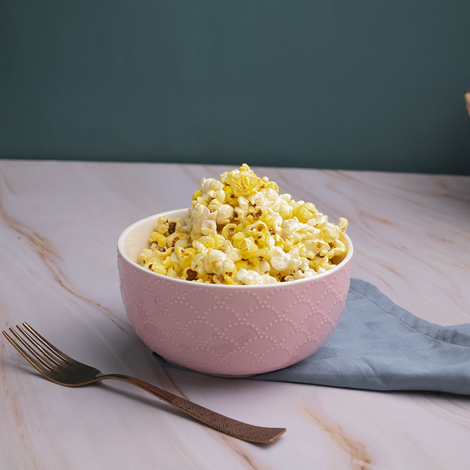 Pink Ceramic Bowl - 580Ml, Fish Scale