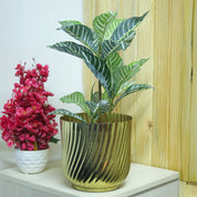 Ribbed Flower Vase - Golden & Metal