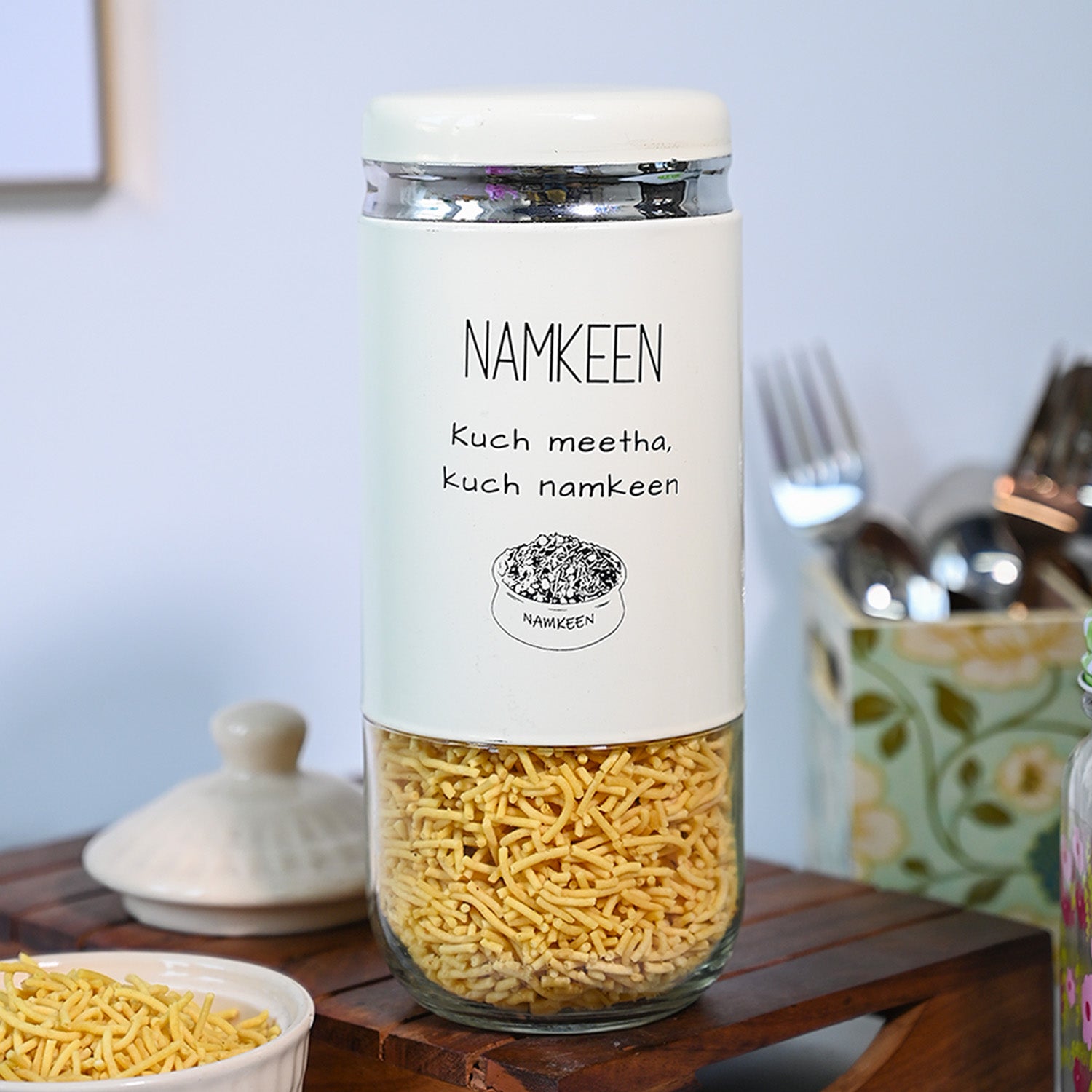 Namkeen Storage Jar 850Ml