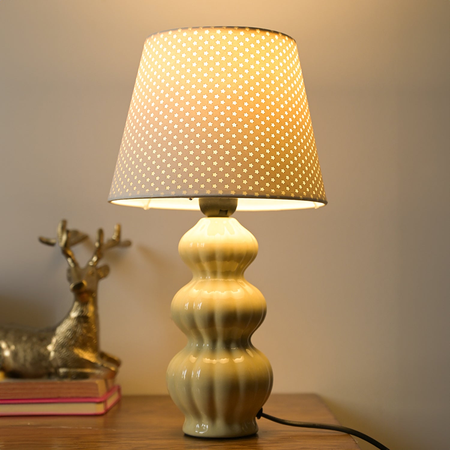 Stylish Light Yellow Table Lamp