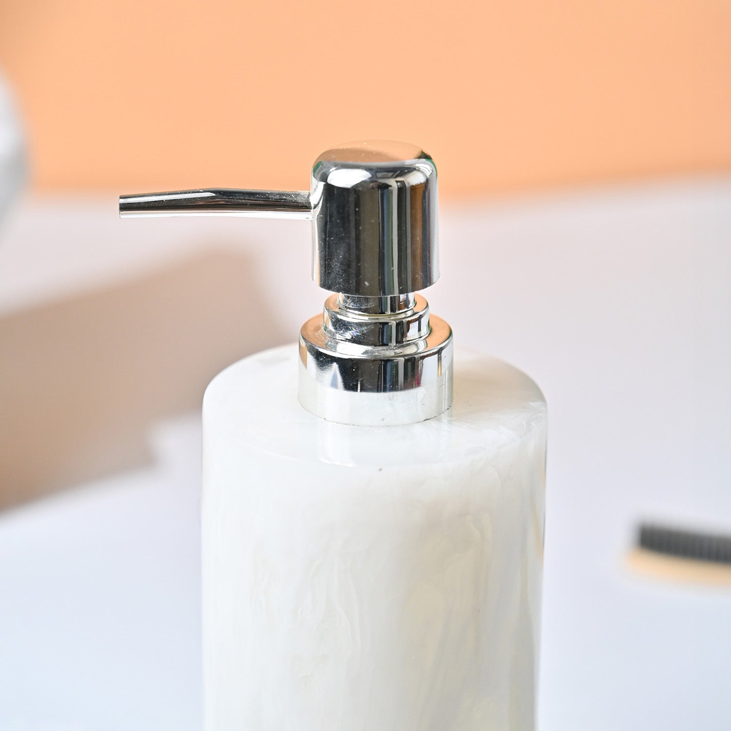 VON CASA White Soap Dispenser - 400Ml