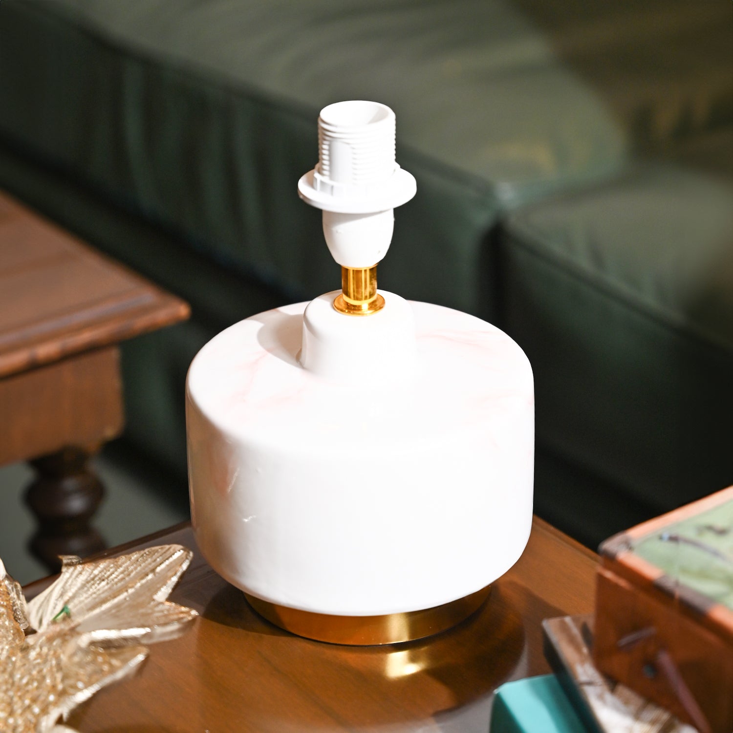 VON CASA Off White Table Lamp