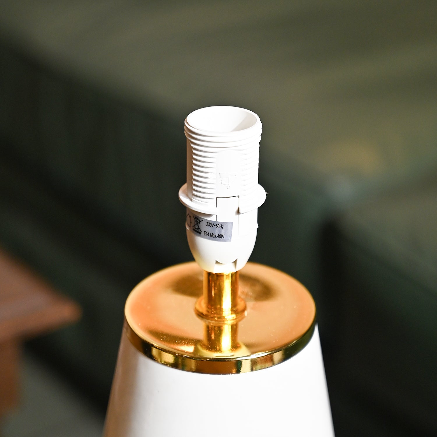 VON CASA Off White Table Lamp