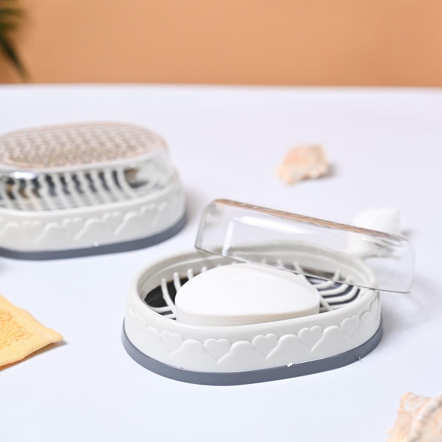 Market99 Plastic Off White & Grey Soap Dish - Set Of 2