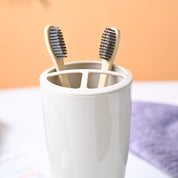 VON CASA Off White Toothbrush Holder