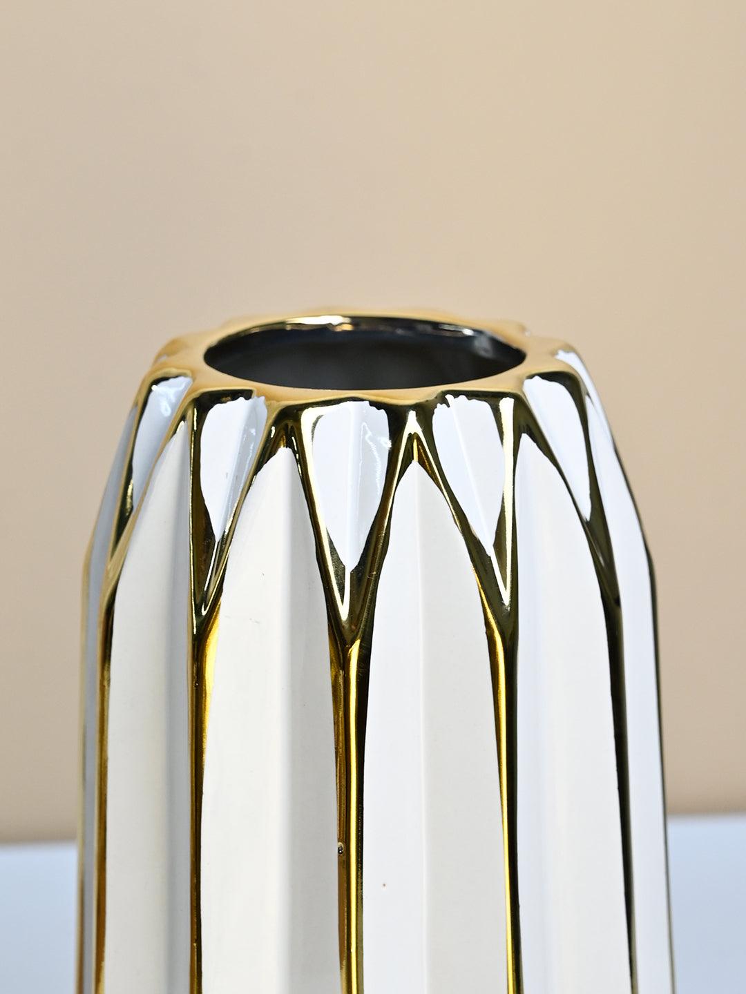 White and Gold Ceramic Vase - MARKET99