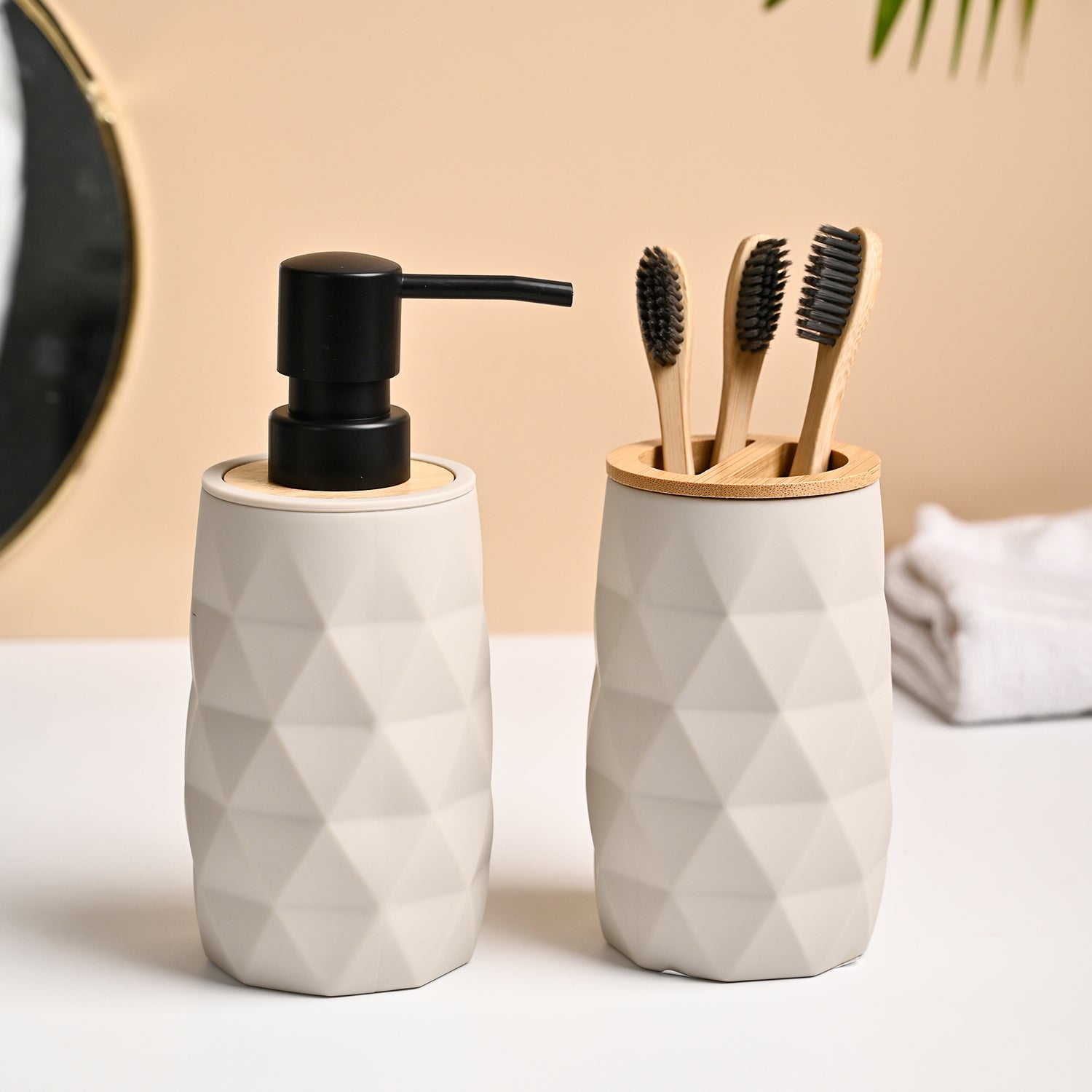 VON CASA 2Pcs Grey Plastic Bathroom Set