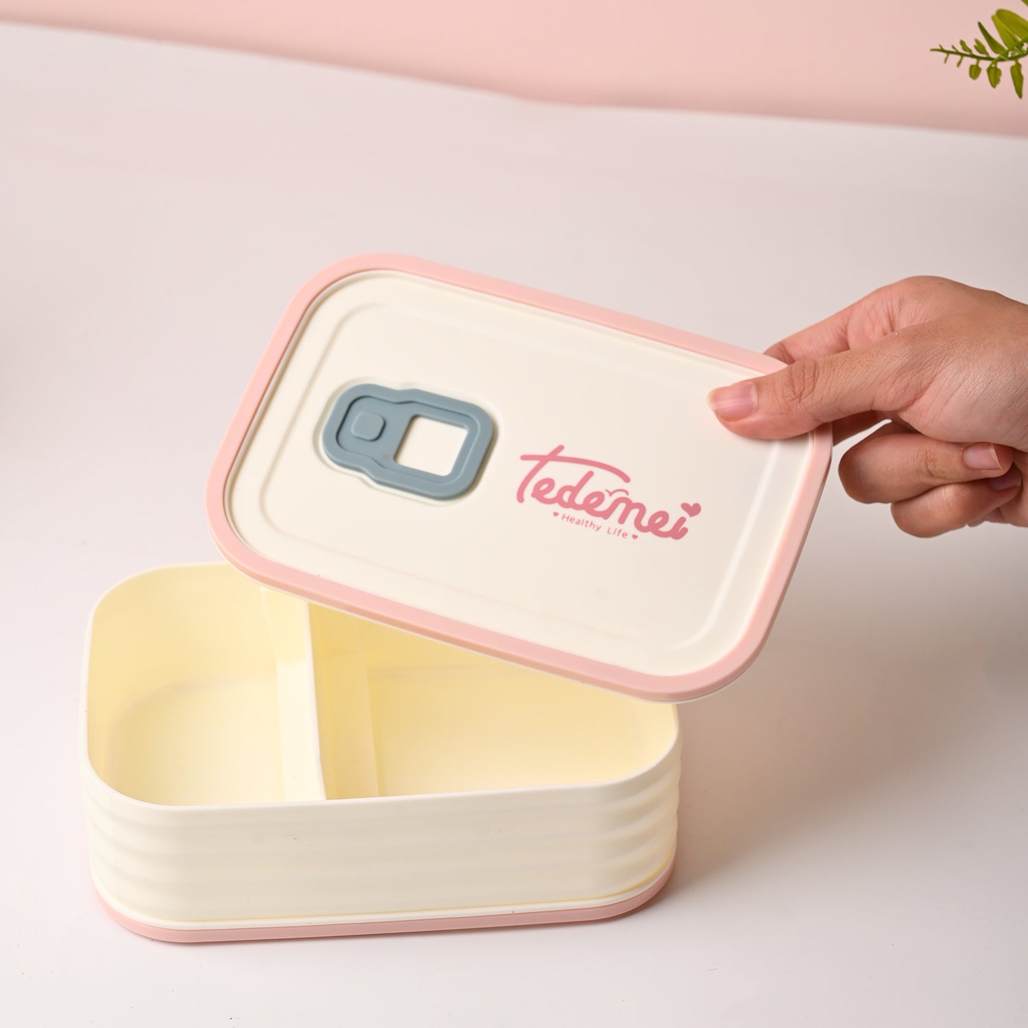 Lunch Box with Spoon – 950 ml
