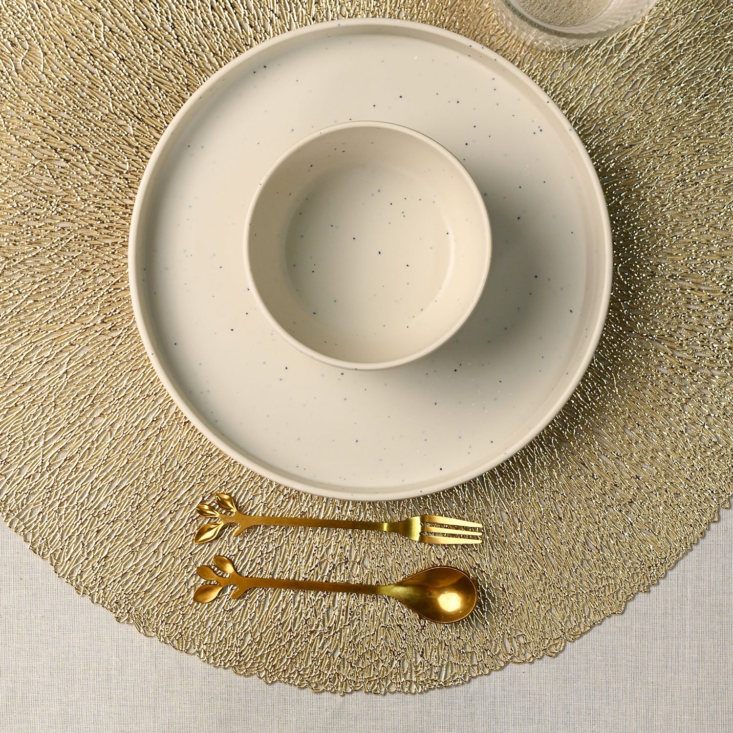 VON CASA Golden Placemat Set Of 2