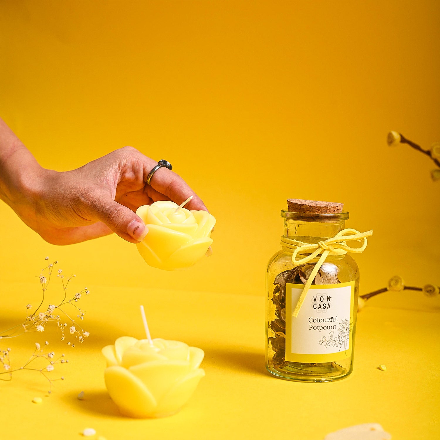 Lemon Rain Flower Candles & Potpourri Set
