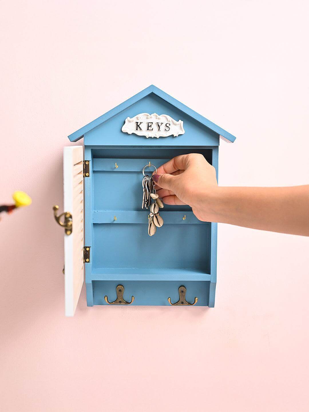 Stylish & Durable Key Holder for Home & Office