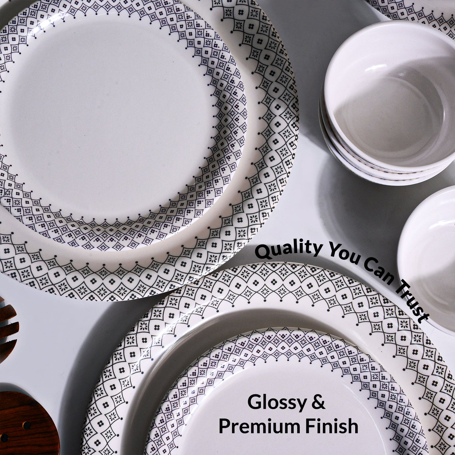 White Morrocone Hammered Melamine Dinner Set – 12 Pcs