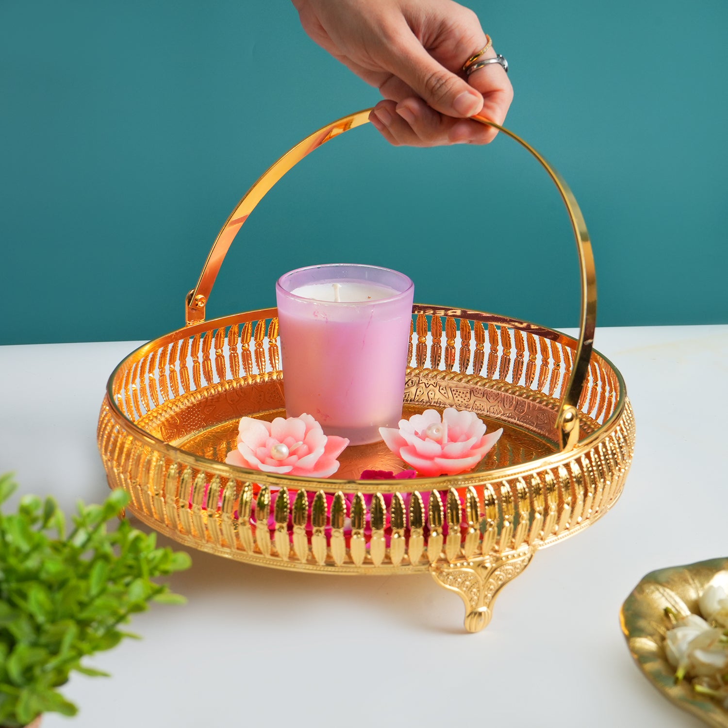 MARKET99 Golden Round Nordic Basket With Handle