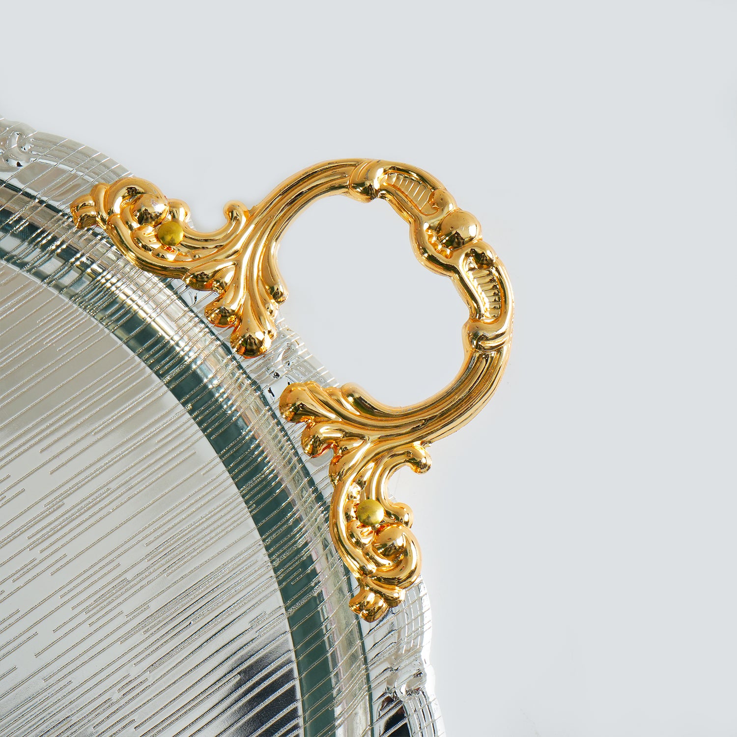 MARKET99 Oval Decorative Tray (Iron, 34.5 x 26cm)
