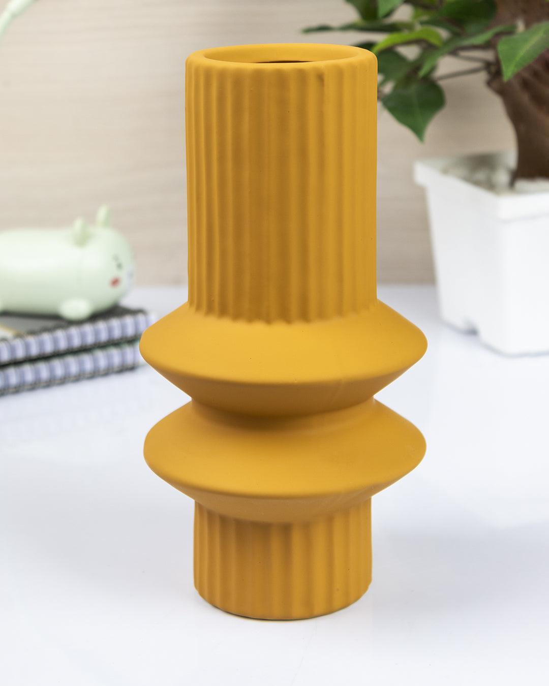 Ceramic, Vase, Round Body, Matt : Finish, Multicolor