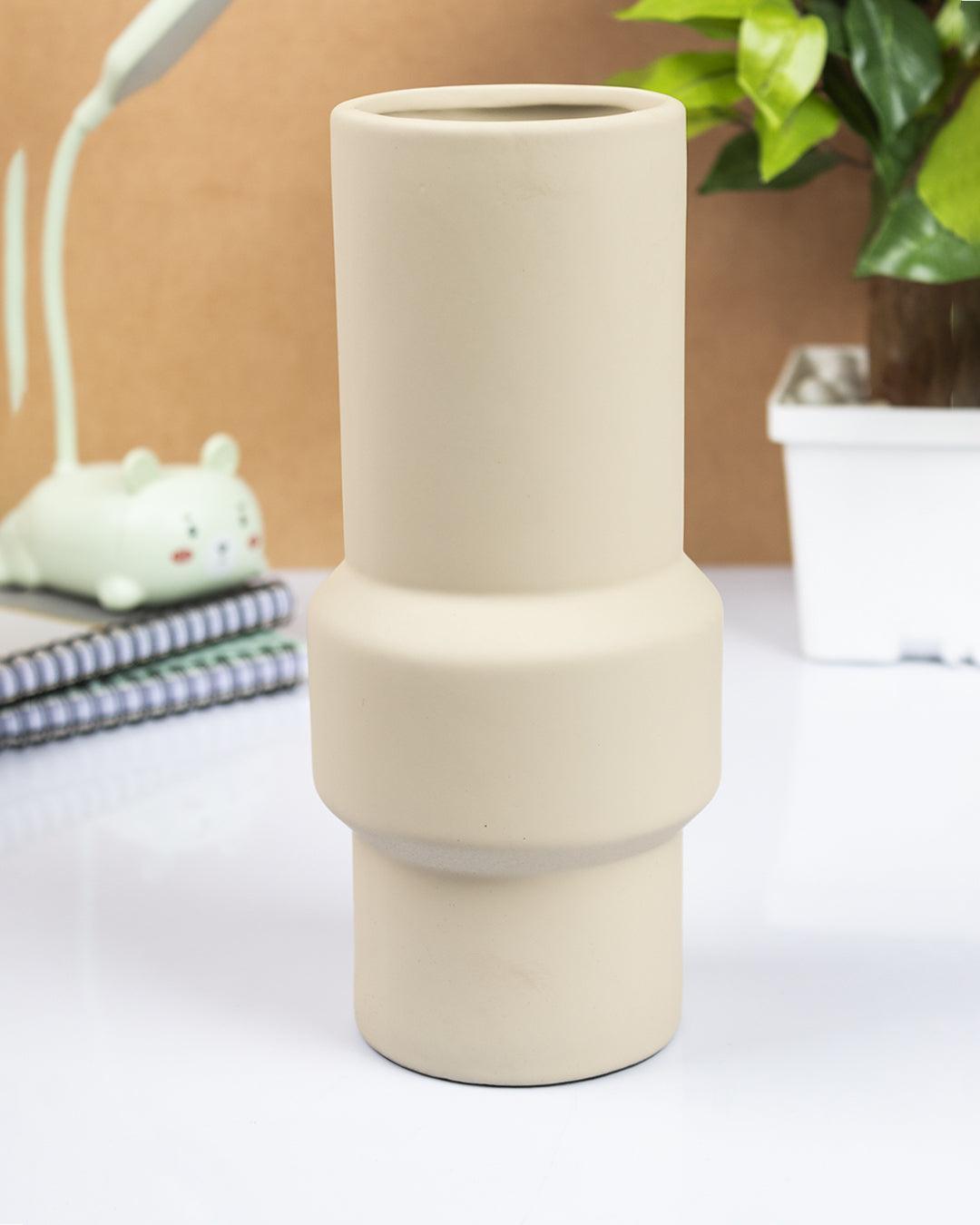 Ceramic, Vase, Solid, Matt : Finish, Multicolor