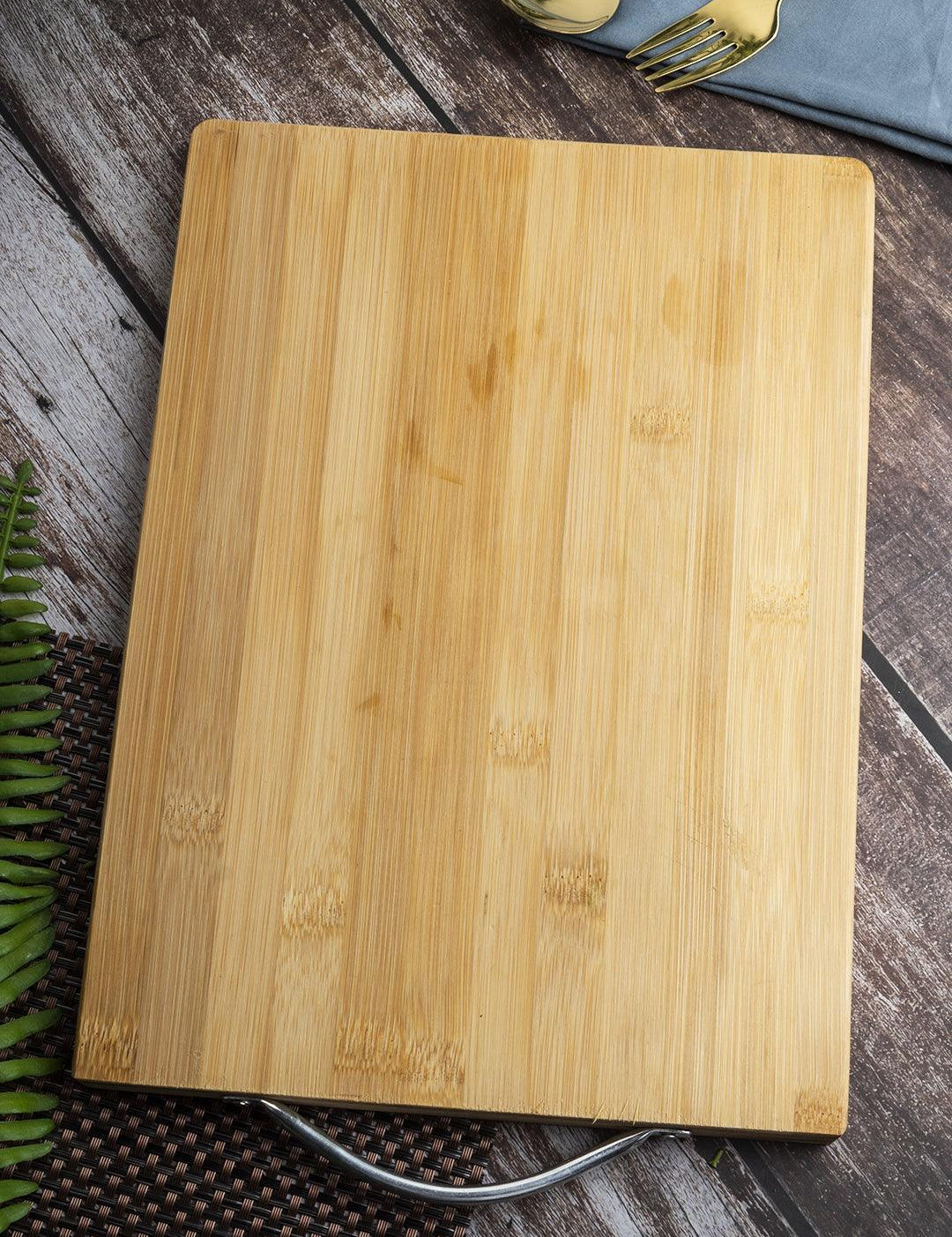 Chopping Board, with Metal Handle, Wooden Finish, Natural Wood Colour, Bamboo - MARKET 99
