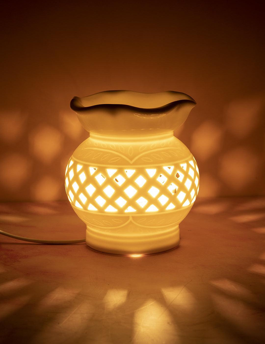 Electric Aroma Burner, Reed Diffuser, Essential Oil Diffuser, Ivory, Ceramic - MARKET 99