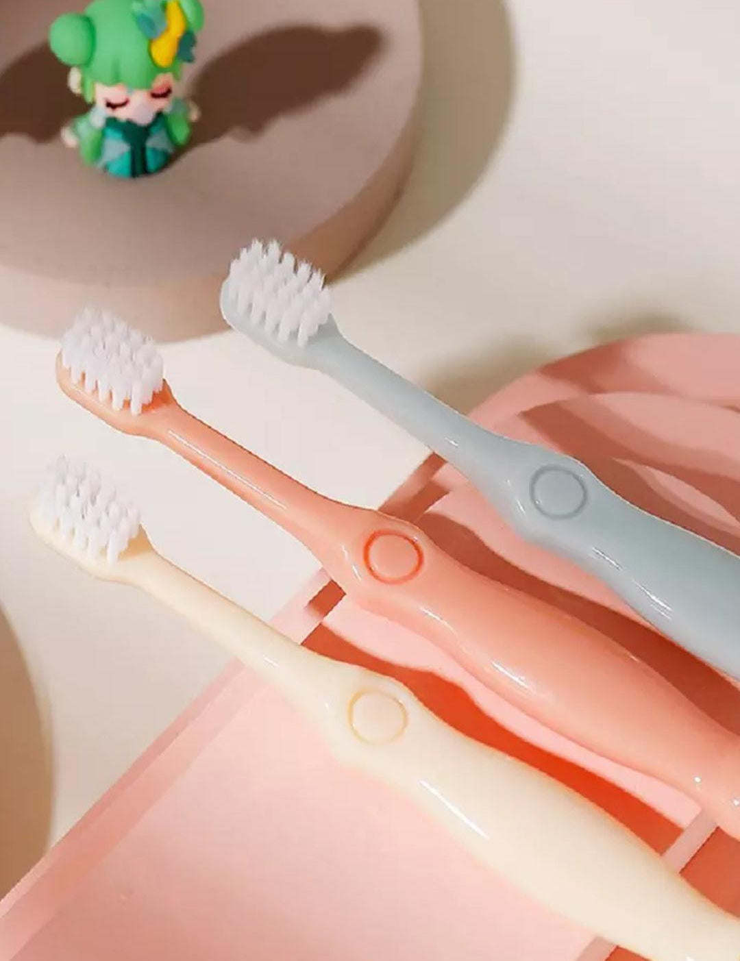 Market99 Kids Oral Care Toothbrush Pack Of 3 - MARKET 99