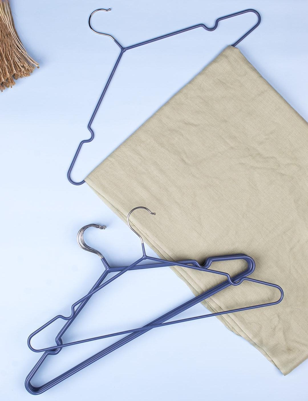 Market99 Metal Heavy Duty Hangers - Set of 10 - MARKET 99