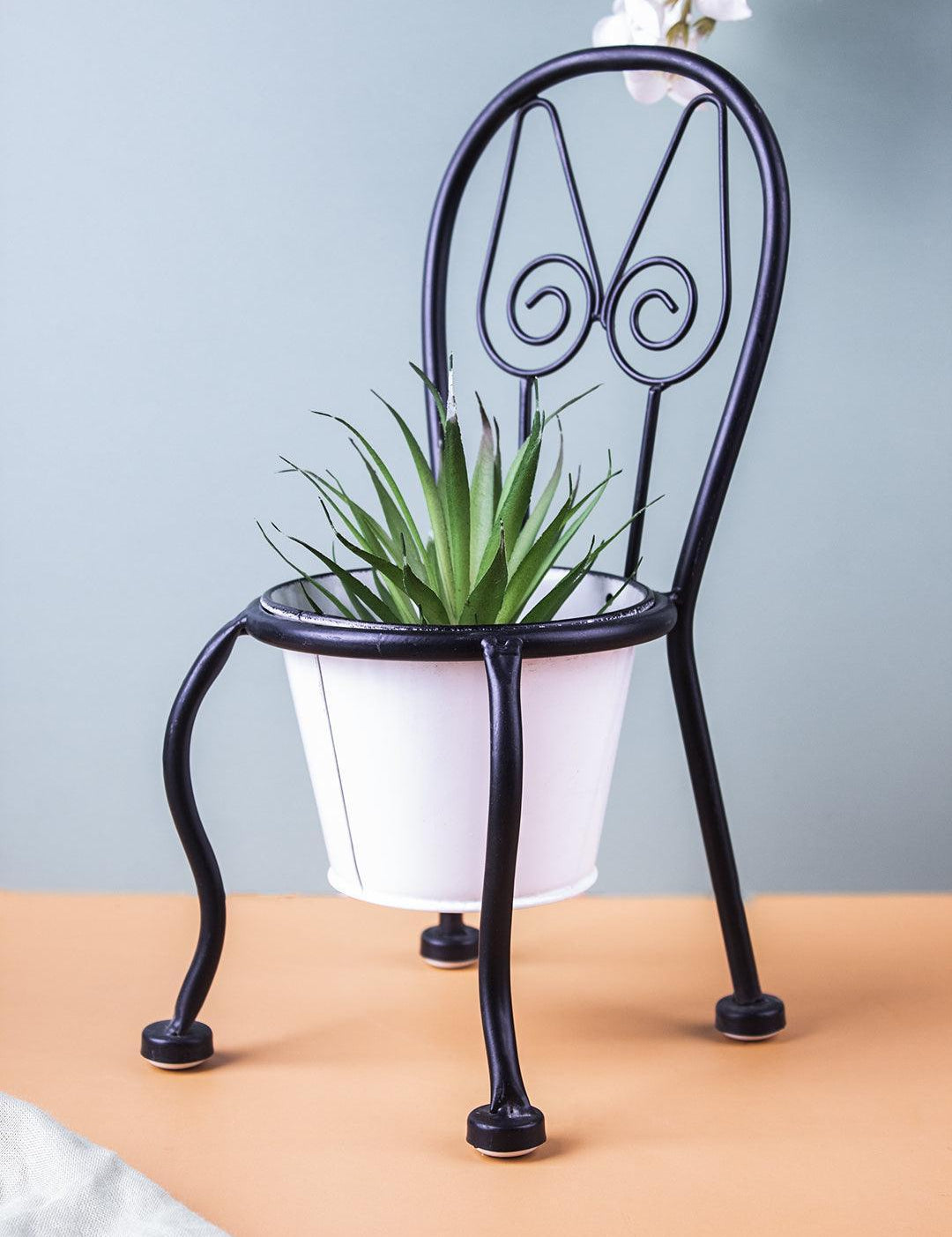 Market99 Table Planter, Chair Shaped, Decorative, Home & Office Decor, White, Iron - MARKET 99