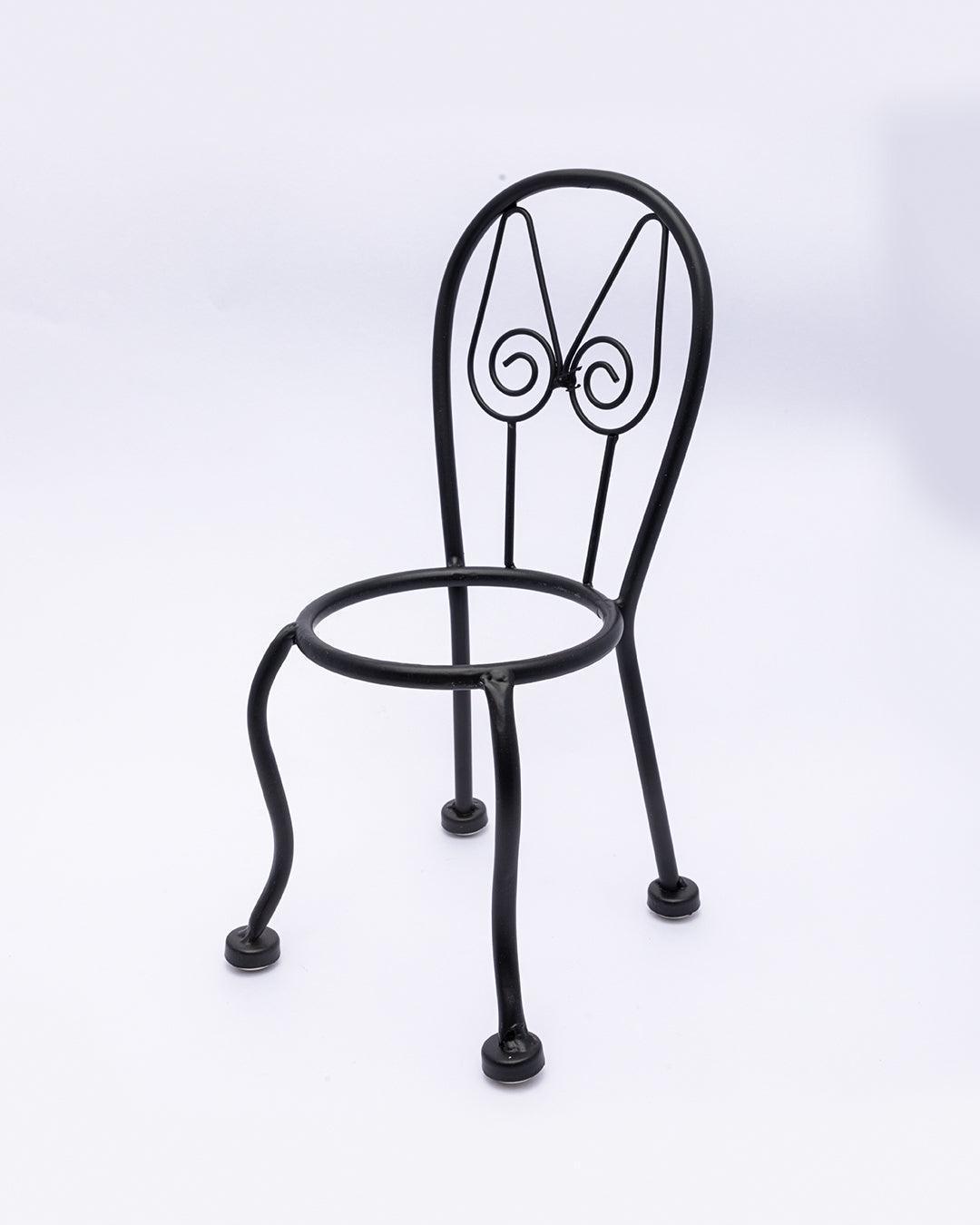 Market99 Table Planter, Chair Shaped, Decorative, Home & Office Decor, White, Iron - MARKET 99