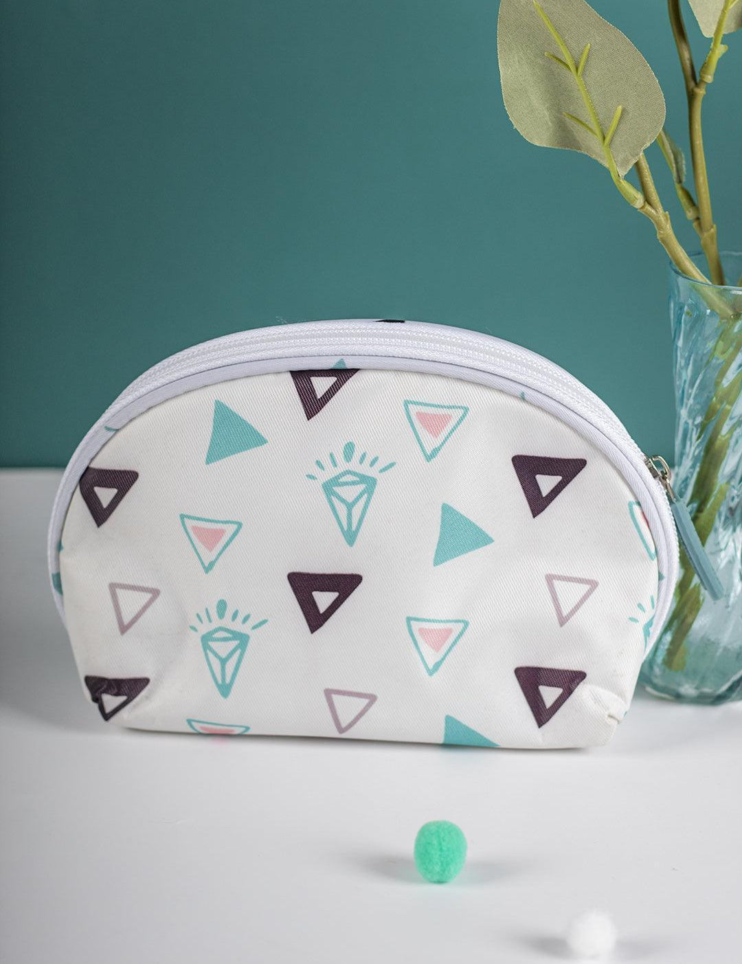 Market99 Travel Toiletries Pouch - D Shape - MARKET 99