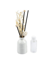 Reed Diffuser Set, Vanilla Fragrance Pot & Reed Stick, Ceramic, White, 30 mL - MARKET 99