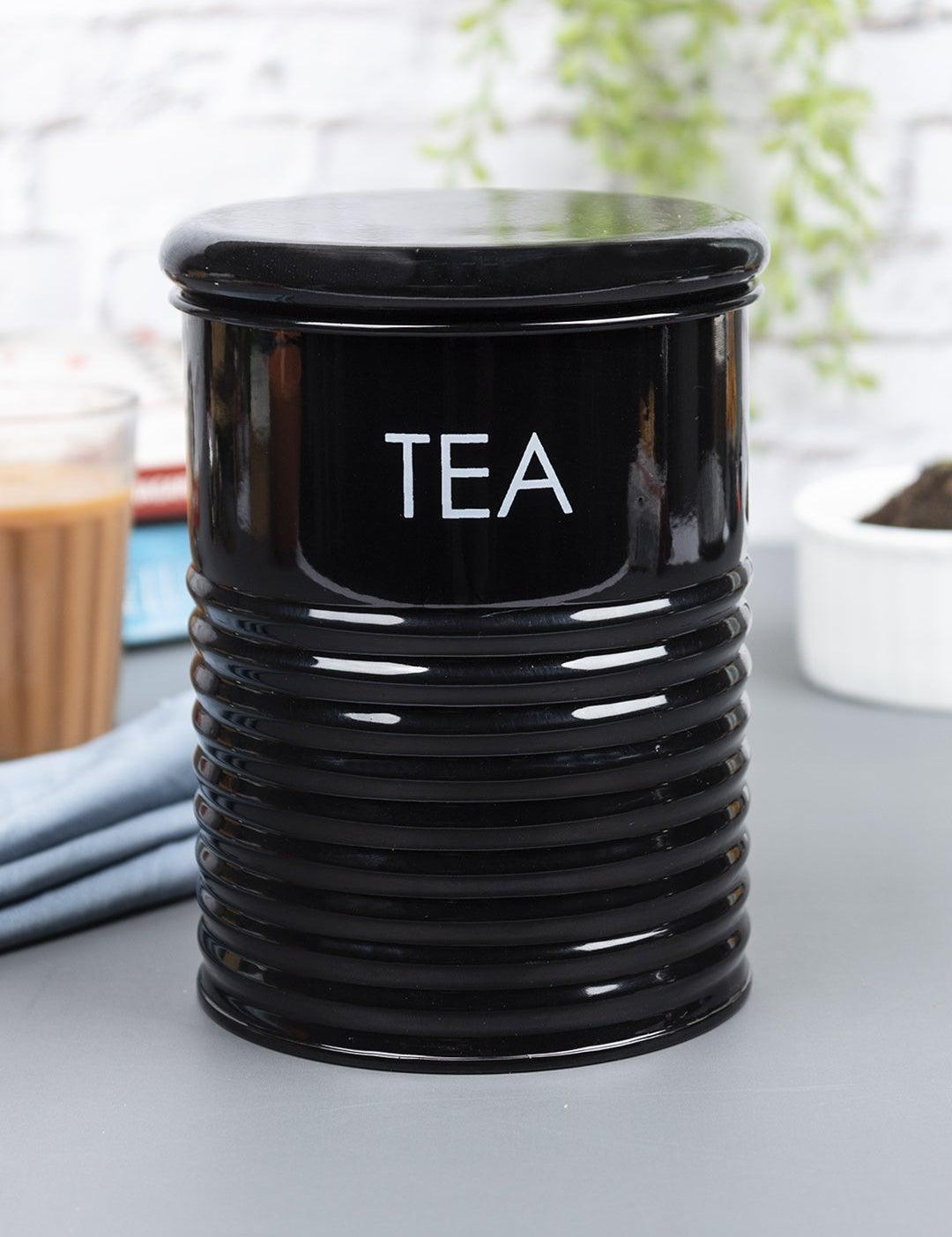 Black Tea Jar with Lid (900mL)