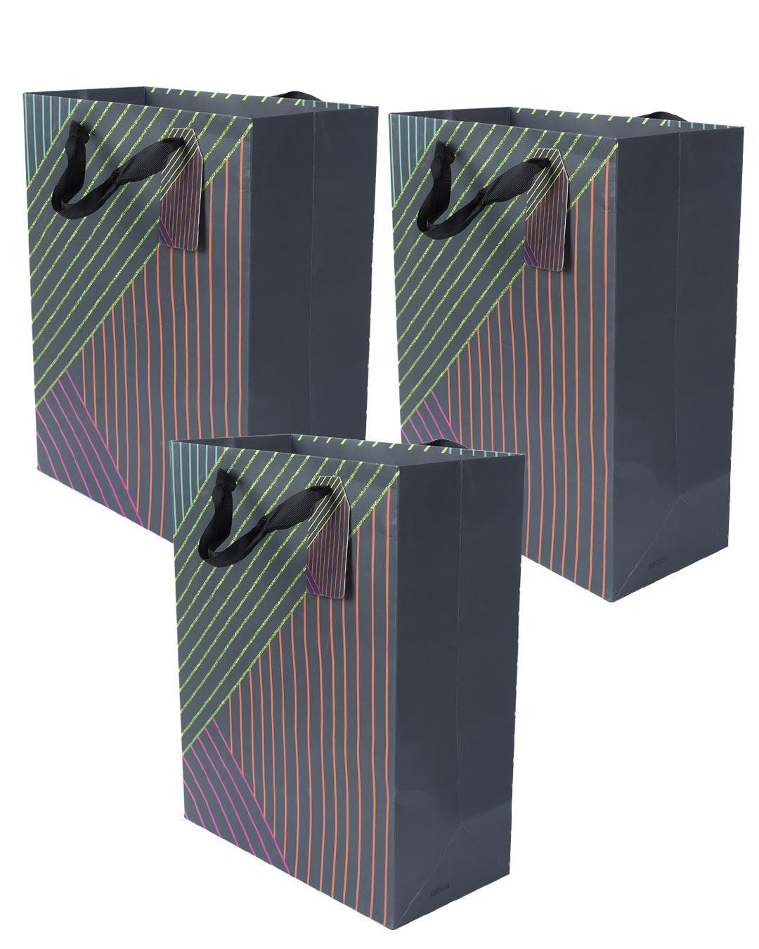 Gift Bag, Abstract Art Print, Paper Bag, Medium, Multicolor, Paper, Set of 3 - MARKET99