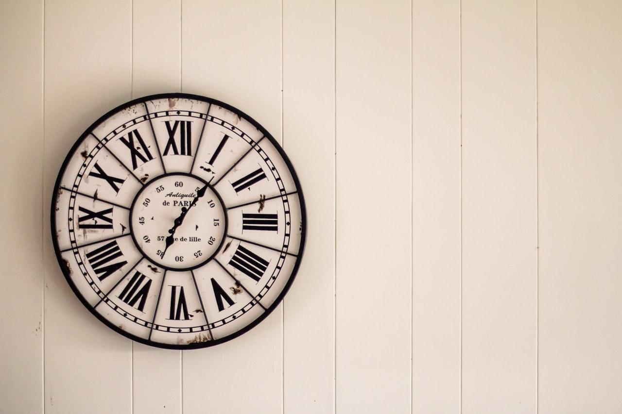 10 Types Of Clocks You Should Definitely Buy - MARKET 99
