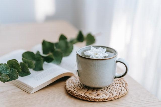 7 Amazing Tips To Style Your Coffee Table - MARKET 99