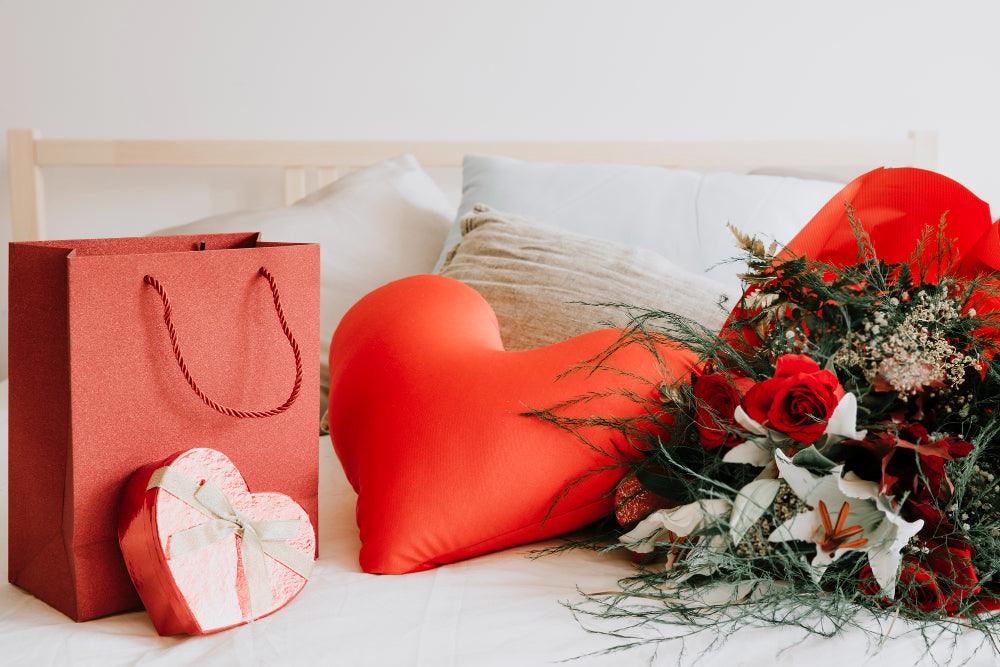 Charming Carriers: Gift Bags That Add an Extra Touch of Love