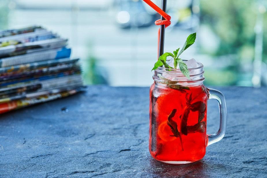 Why Glass Water Bottles Are a Great Choice - MARKET 99