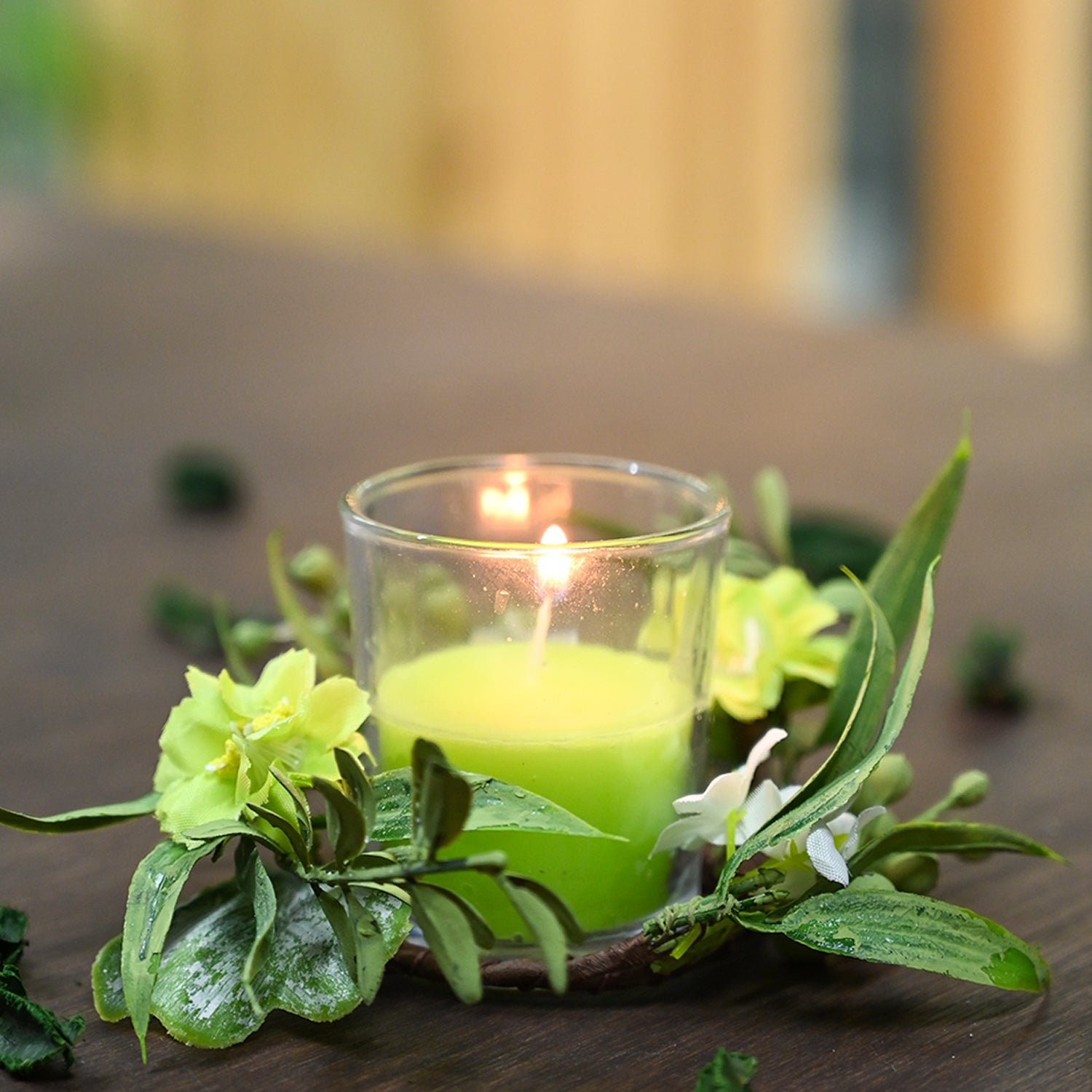 Lily Scented Candle