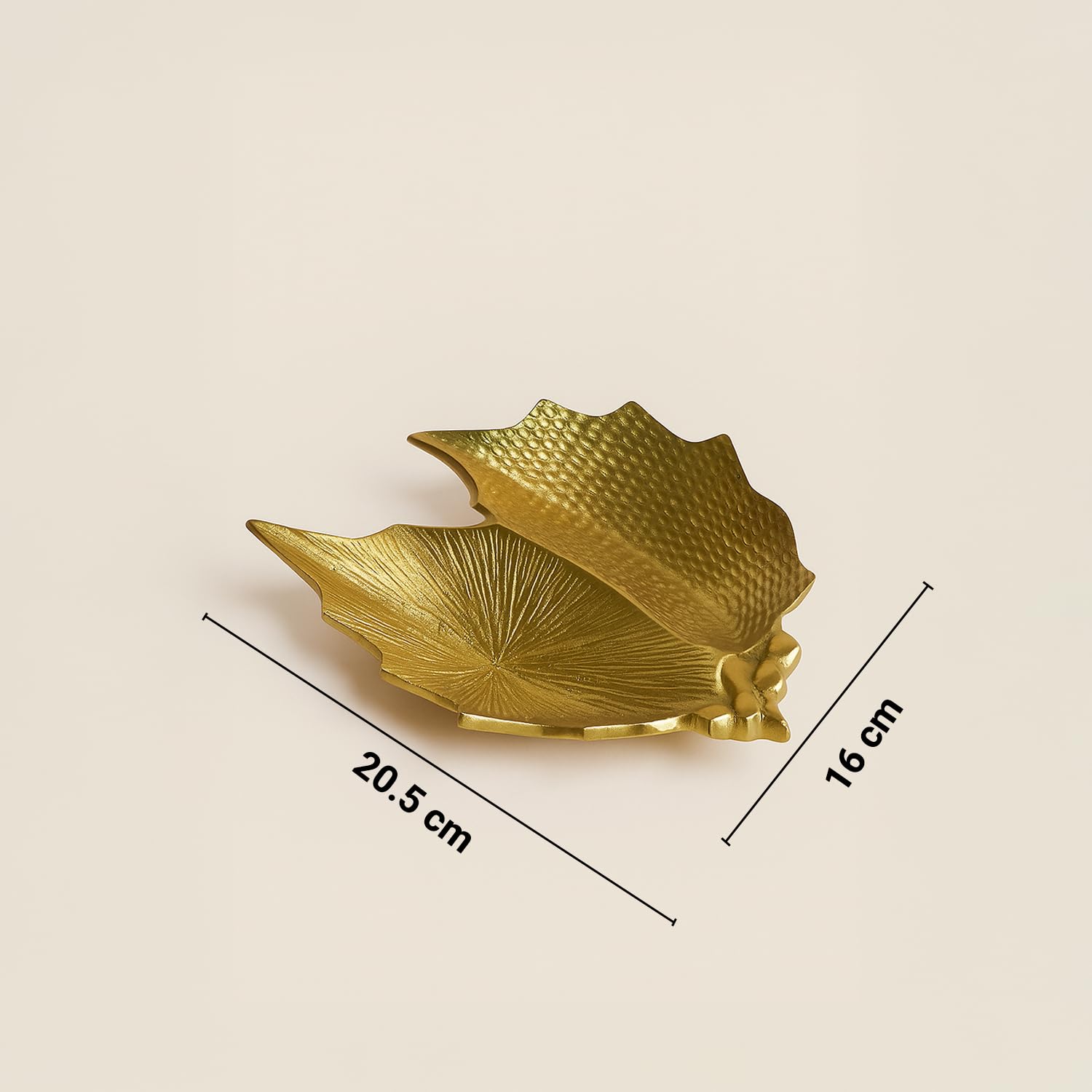 VON CASA Golden Embossed Platter