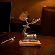 VON CASA Silver Sitting Deer with Wooden Stand