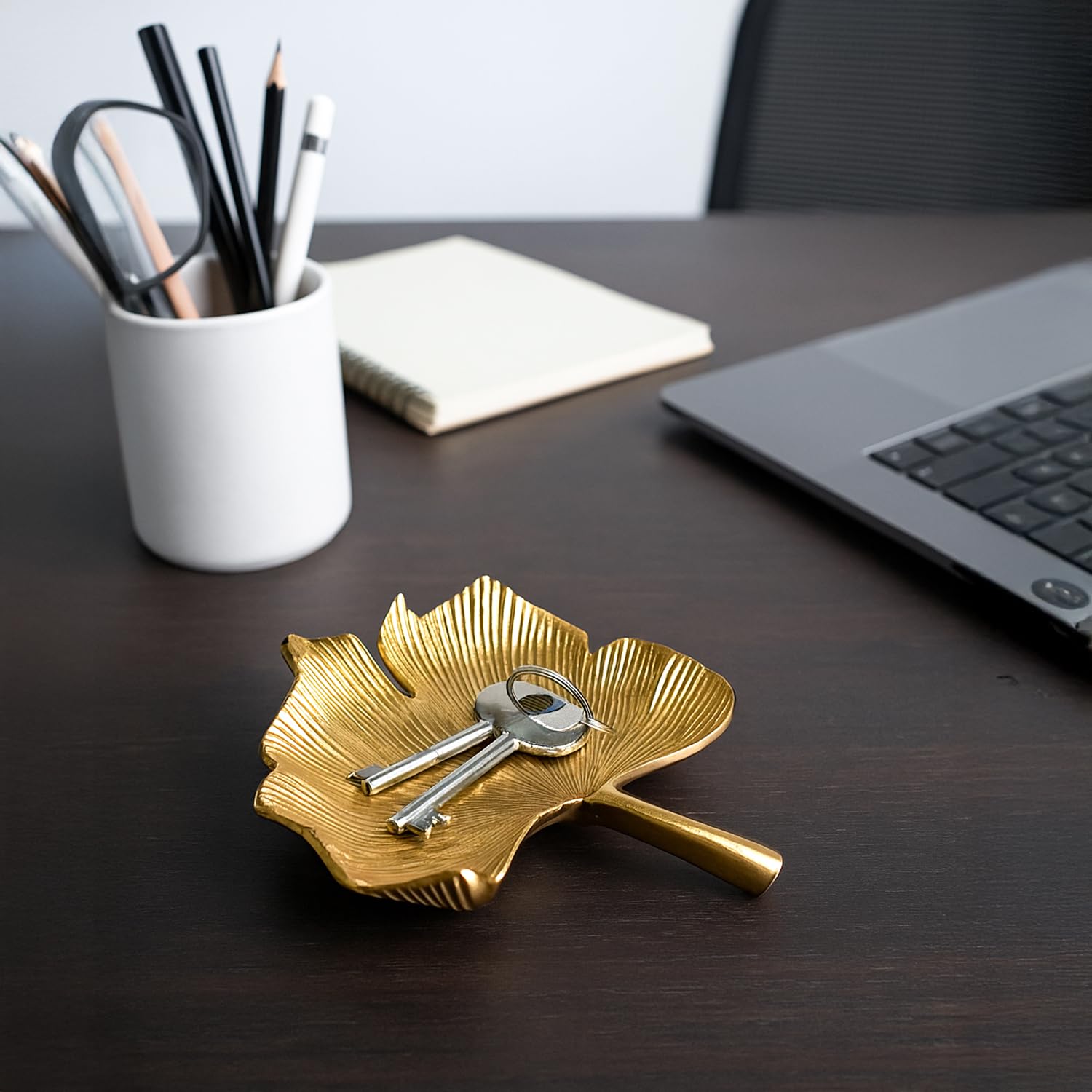 VON CASA Golden Embossed Platter