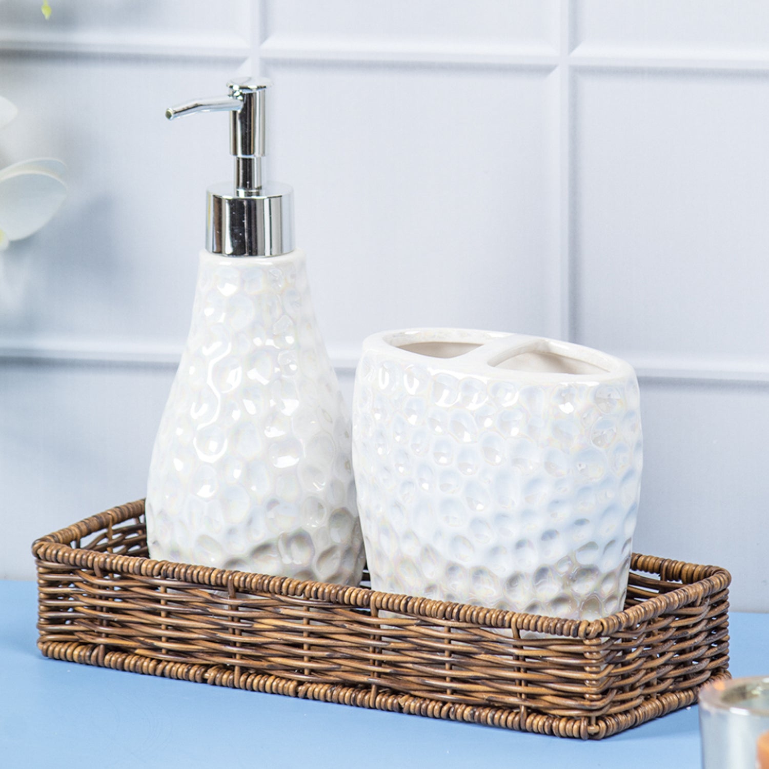 Market99 White Luster Ceramic Bathroom, Pack Of 3