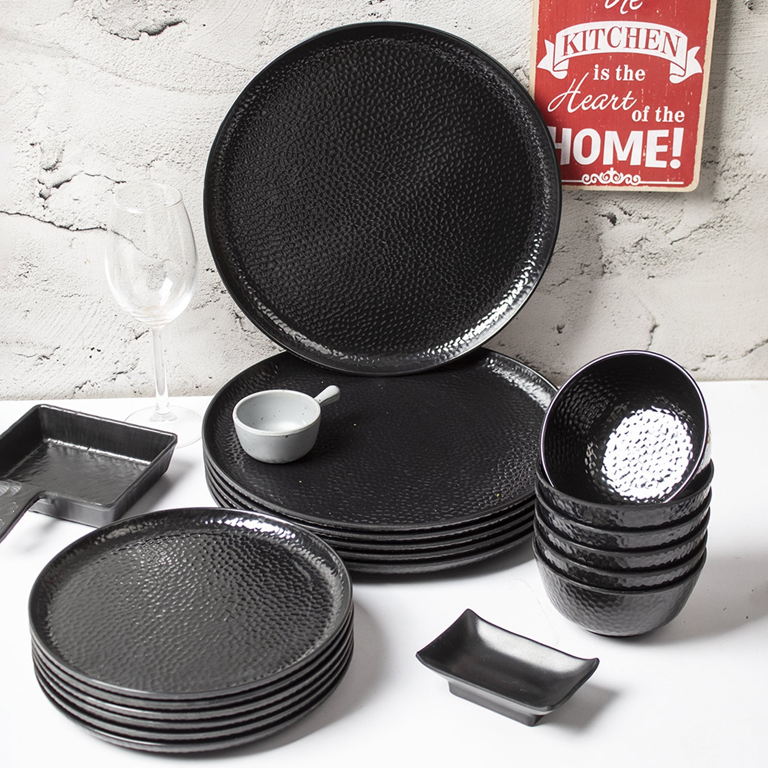 Black Melamine Dinner Set Of 18 Pcs - 6 Full & 6 Quarter Plates + 6 Bowls