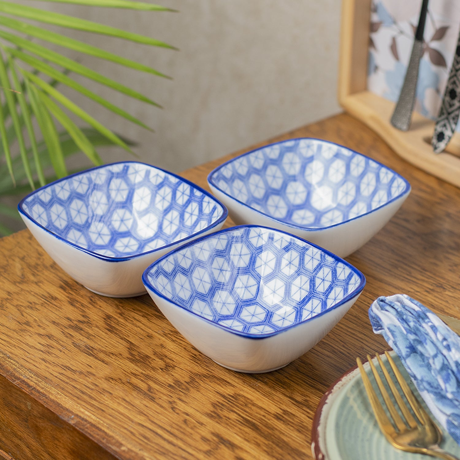 Blue Ceramic Dish, Pack Of 3 - Big Geometric Pattern, Serveware