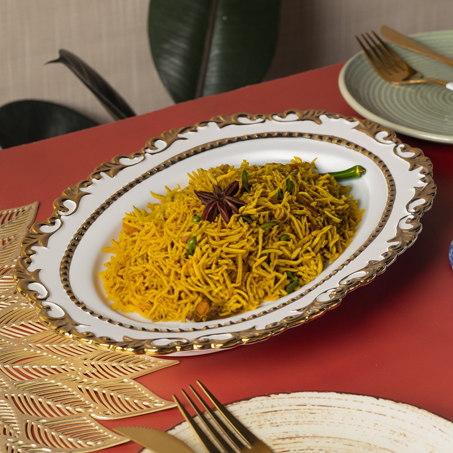 Golden Edge Glazed Serveware Dish