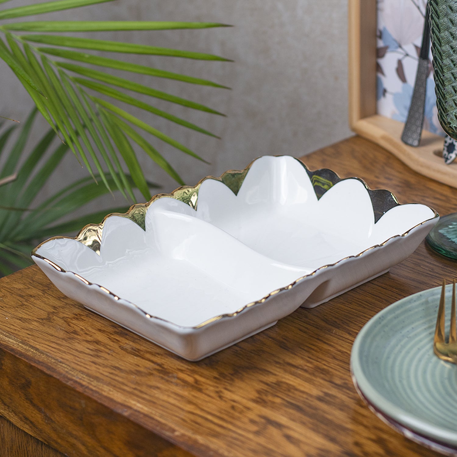 Antique Off White Ceramic Divided Serving Dish - 21 x 14 x 6CM