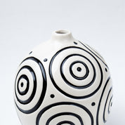 Black & White Ceramic Round Vase - Cuircular Pattern, Flower Holder