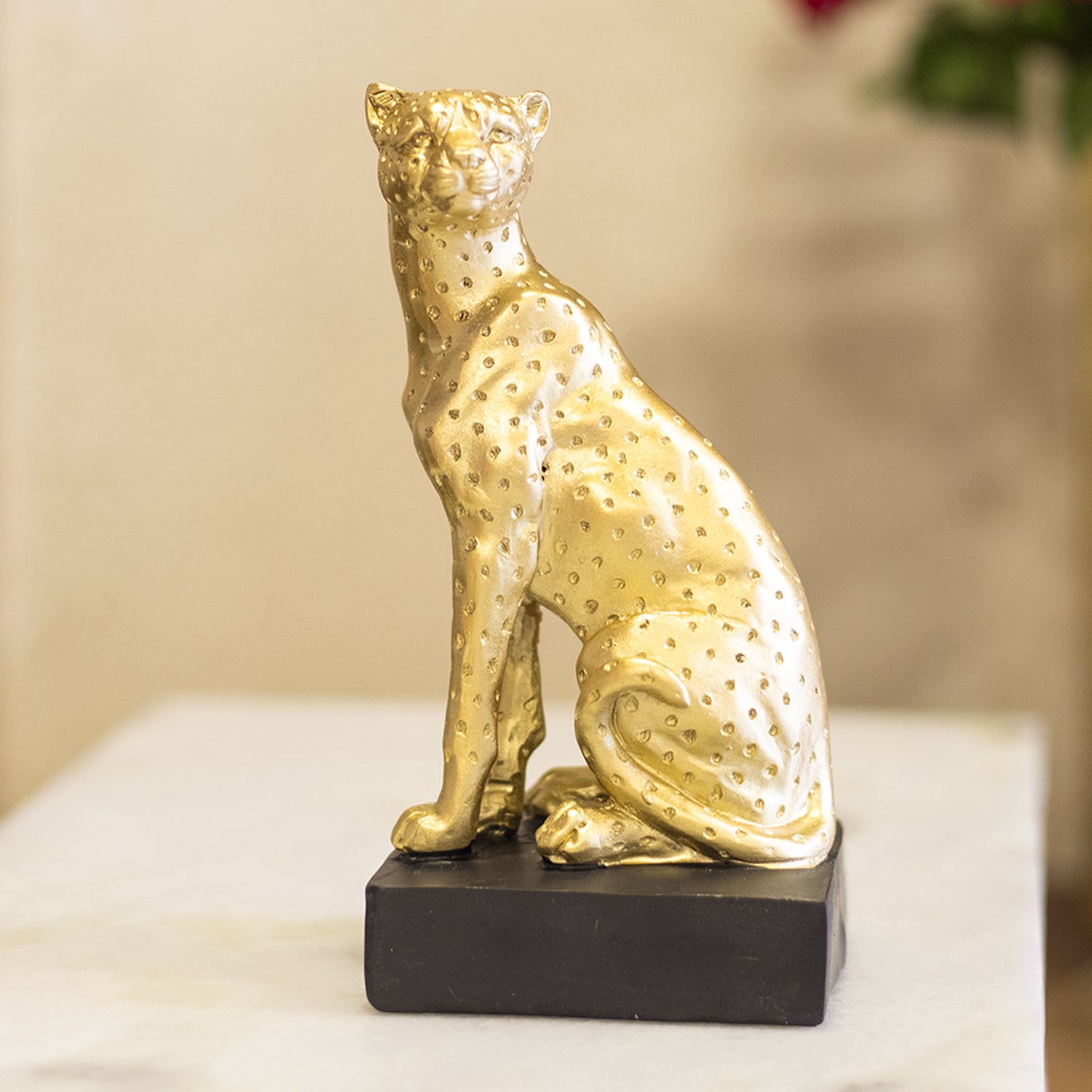 Decorative Cheetah Statue Home & Office Décor 8.5CM