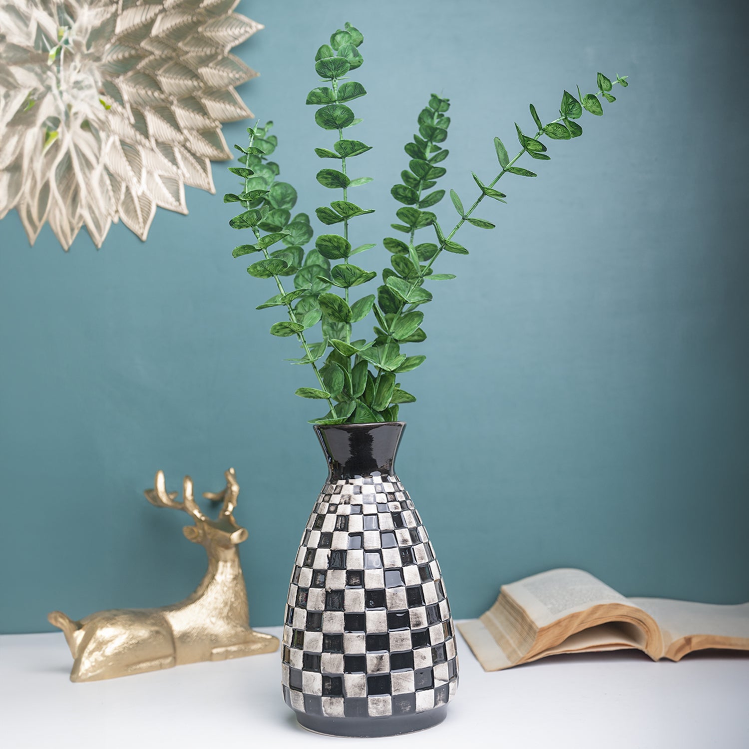 Decorative Flower Vase - Black and White