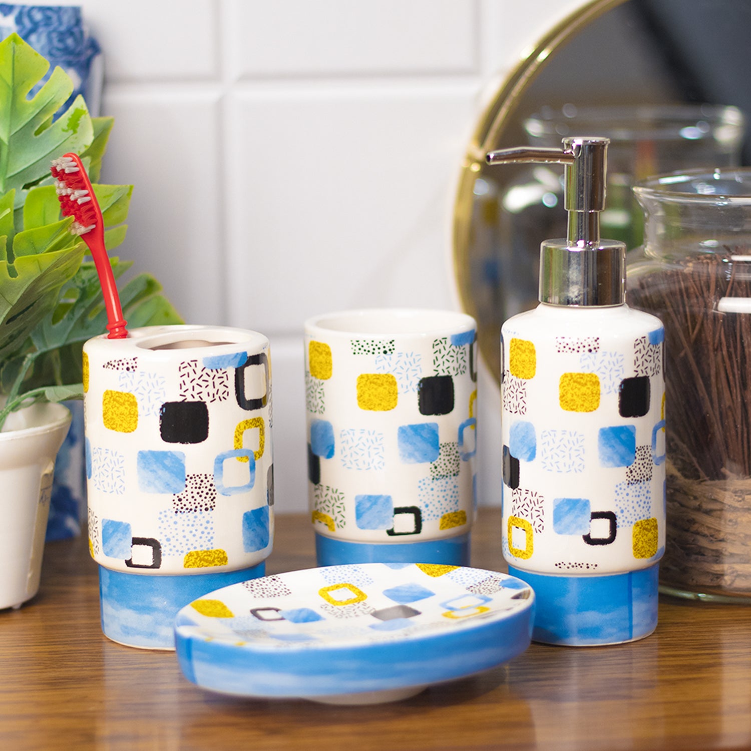 Bathroom Set of 4 - Multiple Square Print