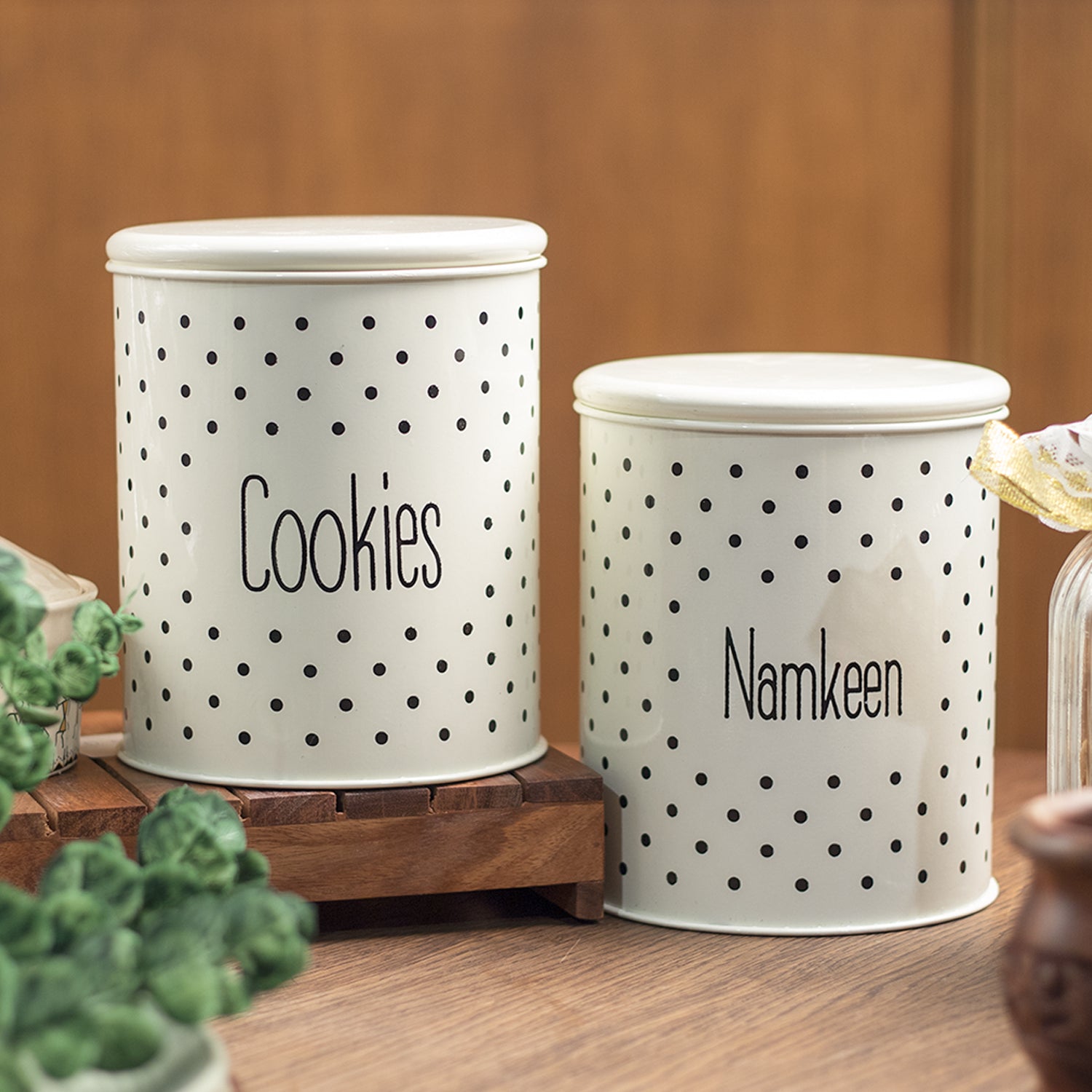 Stylish Ivory Cookie & Namkeen Jar (Each 1400 Ml)